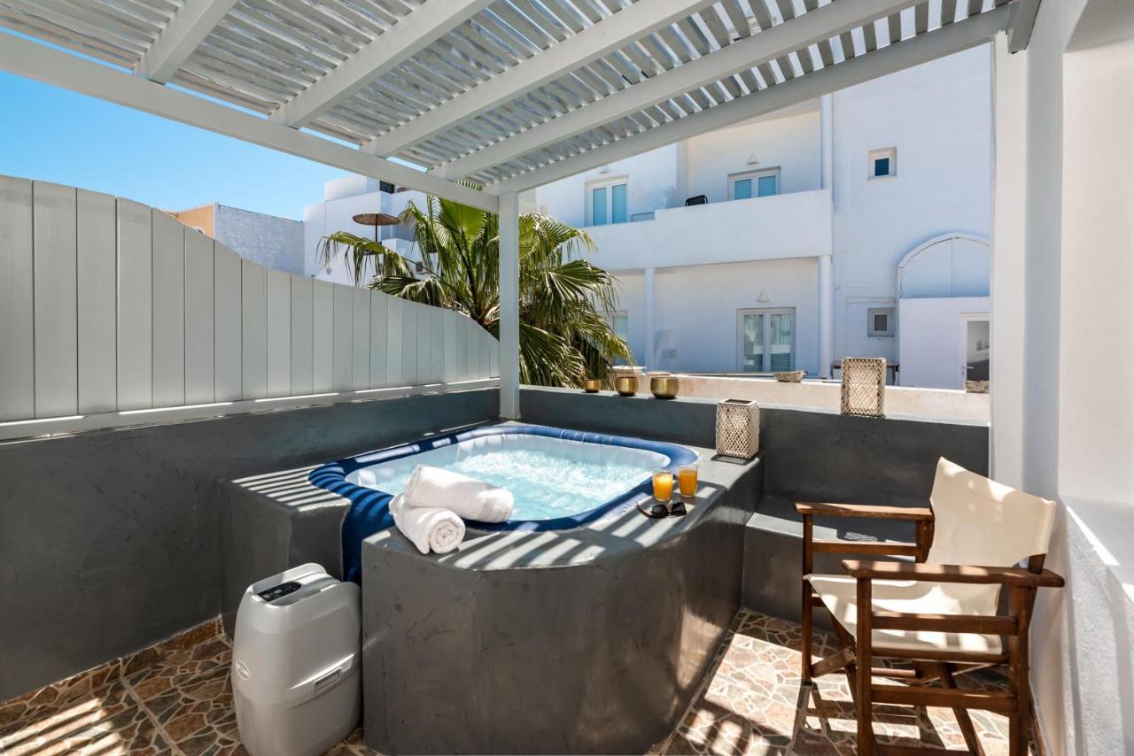 Aerenia Luxury Suites Karterados  Exterior foto