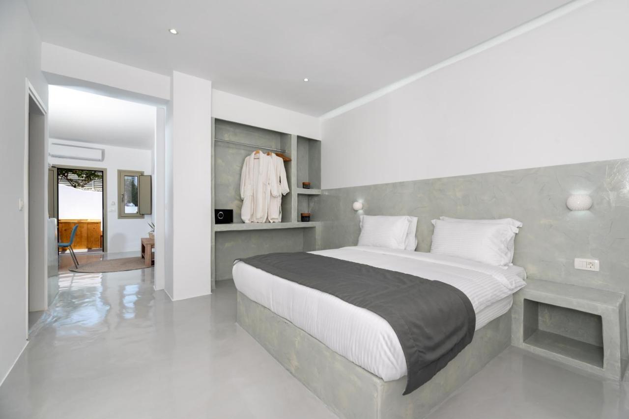 Aerenia Luxury Suites Karterados  Exterior foto
