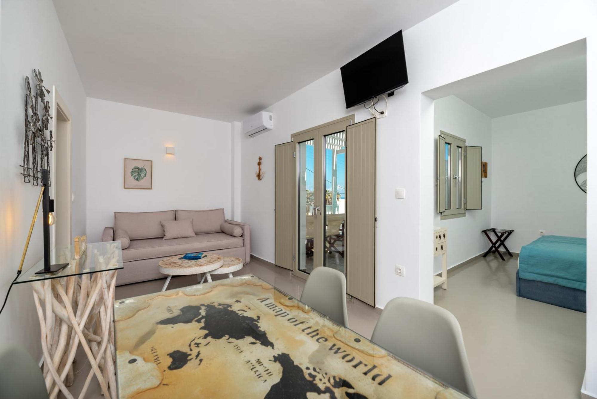 Aerenia Luxury Suites Karterados  Exterior foto